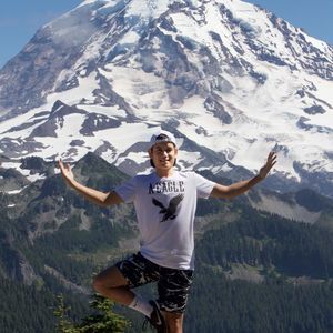 Meet your Posher, Quỳnh thông